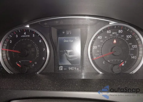 2016 Toyota Camry Xse z USA, uszkodzony, nr VIN 4T1BF1FK4GU251902